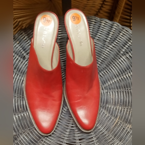 Unisa Red Leather Mules 9.5 ❤️ - Picture 3 of 11